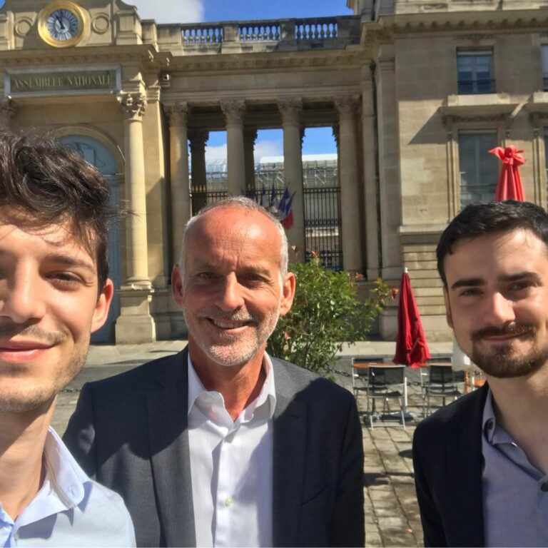 images campagne loi matraitance (5)